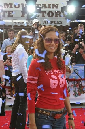 영화 로봇 시사회에 참석한 할리 베리