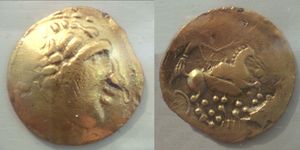 비투리게스 비비스키(Bituriges Vivisci)의 동전, 기원전 5세기~1세기, 로마 이전 갈리아의 그리스인들의 동전 디자인에서 유래. 메달 박물관.