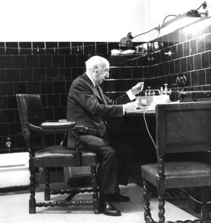 SEAT의 초대 회장인 호세 오르티스-에차귀 푸에르타스는 1976년 명예 회장으로 추대되었다.