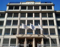 피아트의 본사가 있는 비아 니짜의 린고토 건물