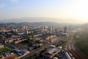 노보 사라예보의 일부를 서쪽에서 바라본 모습