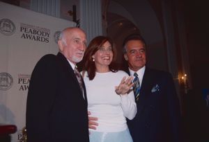 2000년, 시리코(오른쪽)와 《소프라노스》 출연진 도미닉 키아네세, 로레인 브라코.