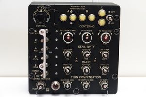 제2차 세계 대전 시대 허니웰 C-1 오토파일럿 제어판