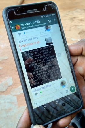 스마트폰으로 WhatsApp을 통해 진행되는 응코 수업