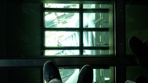 천망덱크의 "유리 바닥"(2014년 3월 23일 촬영)