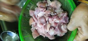 신선한 돼지고기