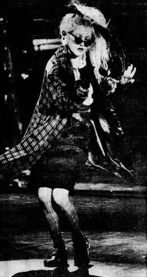 1984년 공연 중인 로퍼