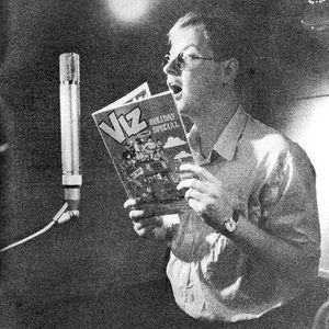 앤디 파트리지(1988년 촬영)는 대부분의 "Skylarking"을 쓰고 불렀다.