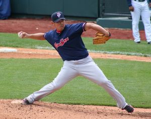 2009년 보스턴 레드삭스의 트리플A 소속팀인 포터켓 레드삭스에서 투구하는 마쓰자카