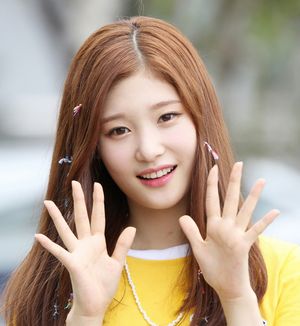 2015년 9월 29일 더쇼 다이아 팬미팅에서 정채연