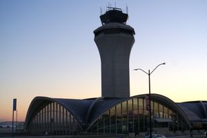 세인트루이스 국제공항 터미널