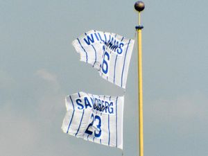 리글리 필드에서 영구 결번된 번호