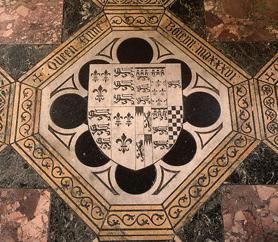 앤 불린의 묘비