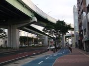 쓰루마이미나미 분기점