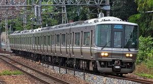 JR 서일본 223-2000계 전동차