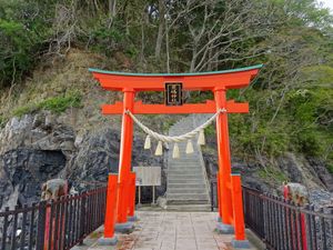 아라시마에 있는 아라시마 신사의 도리이