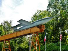 순항미사일의 원조인 V1