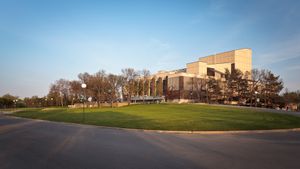 코넥서스 예술 센터는 캐나다에서 가장 오래된 지속적으로 공연하는 오케스트라인 레지나 심포니 오케스트라(Regina Symphony Orchestra)의 본거지이다.