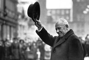 1969년 핀란드 탐페레를 방문한 포드고르니.