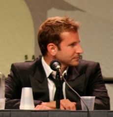 2007년 영화 《미드나잇 미트 트레인》 프로모션 행사에서 쿠퍼