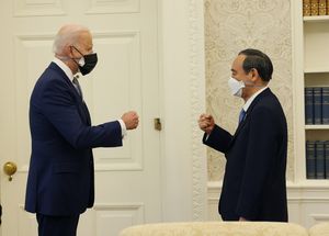 2021년 4월, 스가 요시히데와 미국의 조 바이든 대통령