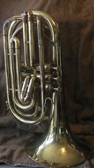 Olds사의 B♭ 플루가본