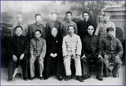 1949년 9월 21일 중국인민정치협상회의(CPPCC)에 참석한 주덕해(맨 앞줄 맨 왼쪽)
