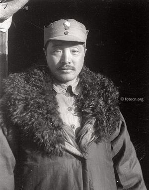 1939년 국민혁명군 복장을 한 허룽