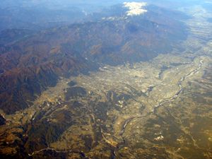 남부 이나 계곡과 이이다시 시가지