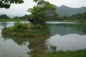 후쿠타니 공원과 후쿠타니 연못(구로다쇼정 오카)