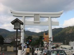 이즈모타이샤로 이어지는 첫 번째 토리이