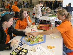 현대 독일 보드 게임 카탄은 30개 언어로 인쇄되어 2009년까지 1,500만 부가 판매되었다.