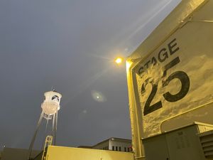 Paramount Studios 워터타워와 25번 스테이지(2024년)