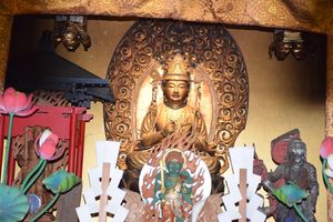 원명원(圓明院)의 대일여래(大日如来)를 모신 진언종 제단