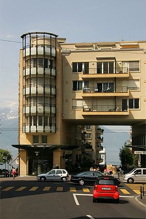 몽트뢰의 아파트 건물