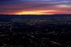 이케다산에서 바라본 기후시 주변 야경