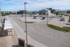 동쪽 출입구 버스 회전로(2022년 9월)