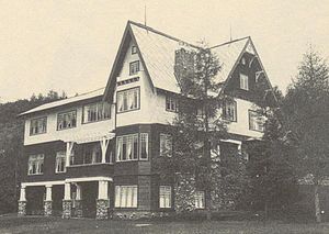 1916년의 호소카와 후작가의 카루이자와 별장.