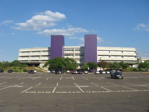 상파울루대학교(Unicamp)의 전형적인 건물.