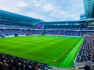 피스 스타디움 커넥티드 바이 소프트뱅크