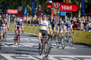 2012년 투르 드 프랑스에서 마크 캐번디시(Mark Cavendish)가 4년 연속 샹젤리제(Champs-Élysées) 결승 스테이지에서 우승을 차지함.