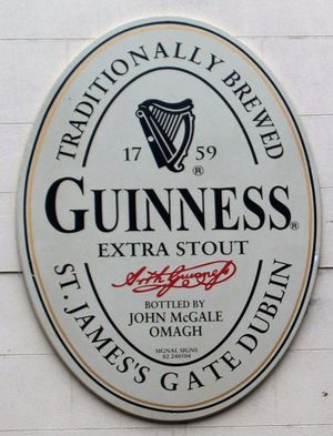 기네스(Guinness) 아일랜드 맥주 브랜드 광고 간판