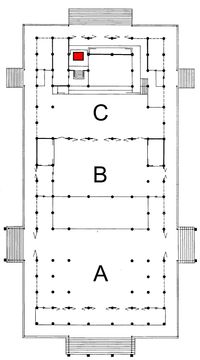 본당 평면도(A - 외진, B - 내진, C - 내내진, 붉은색은 본존 안치 장소)