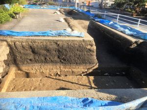 히로시마현 후추시 후추정에서의 옛 산양도 발굴 작업