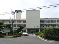 다카사고시청 구청사 (2008년 7월 촬영)