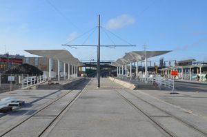 샤를루아 중앙역 (MLC)