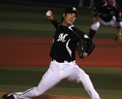 투구 중인 야부타(2010년)