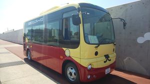 마쓰시게정 지역 커뮤니티 버스·마쓰시게 계장 디자인 정면 방향