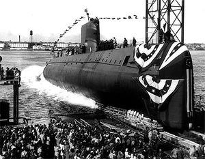 1954년 1월 6일, 노틸러스(USS Nautilus, SSN-571)호의 진수식. 1958년 북극에 도달한 최초의 선박이 되었다.