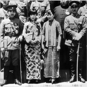 장쉐량과 장제스, 그리고 각자의 아내인 여풍지와 쑹메이링